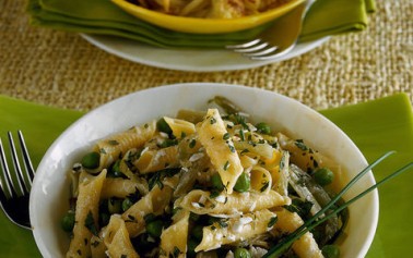 <strong>Pasta con il cavolfiore e la ricotta</strong>. Un primo piatto sempre fresco e rapido nell’esecuzione