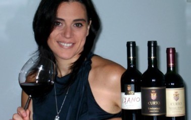 <strong>Antica Azienda Agraria Curto</strong>. La tradizione del vino