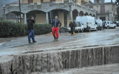 Maltempo, scuole chiuse domani in mezza Sicilia