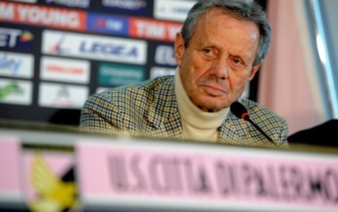 <strong>Maurizio Zamparini</strong> esce fuori i piccioli per evitare la B