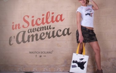 <strong>Calendario I Love Agrigento 2013</strong>, mese di gennaio con Nadia Quattrocchi