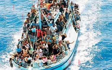 Sicilia, <strong>emergenza sbarchi</strong>. Da Lampedusa a Siracusa soccorsi centinaia di migranti