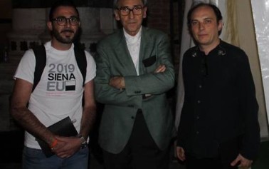 <strong>Franco Battiato accende Siena</strong> – La recensione del concerto a cura di Ivan Barreca