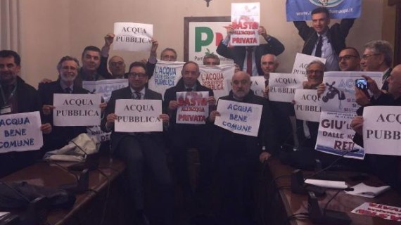 <strong>Acqua pubblica</strong>, Sindaci all’Ars per protesta