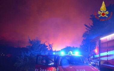 Incendio doloso divora i boschi di Altofonte. Musumeci: “Criminali”