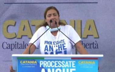 Catania, Angela Maraventano sul palco di Salvini: “La nostra mafia non ha più il coraggio di prima”